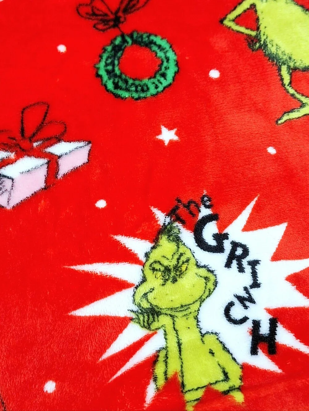 Grinch Christmas Red Fleece Plush Blanket Throw